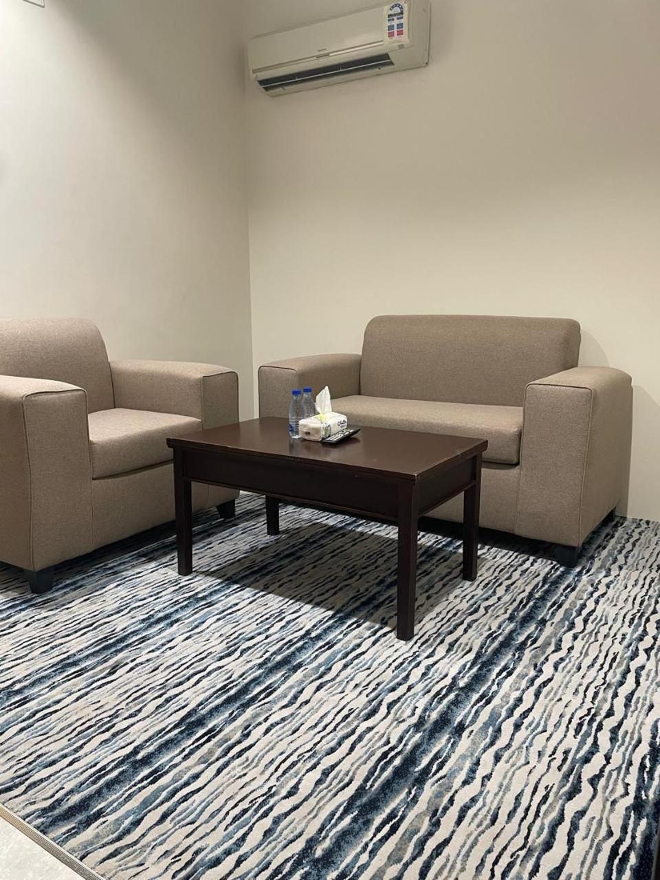 White Beach Hotel Suites Рабиг Екстериор снимка