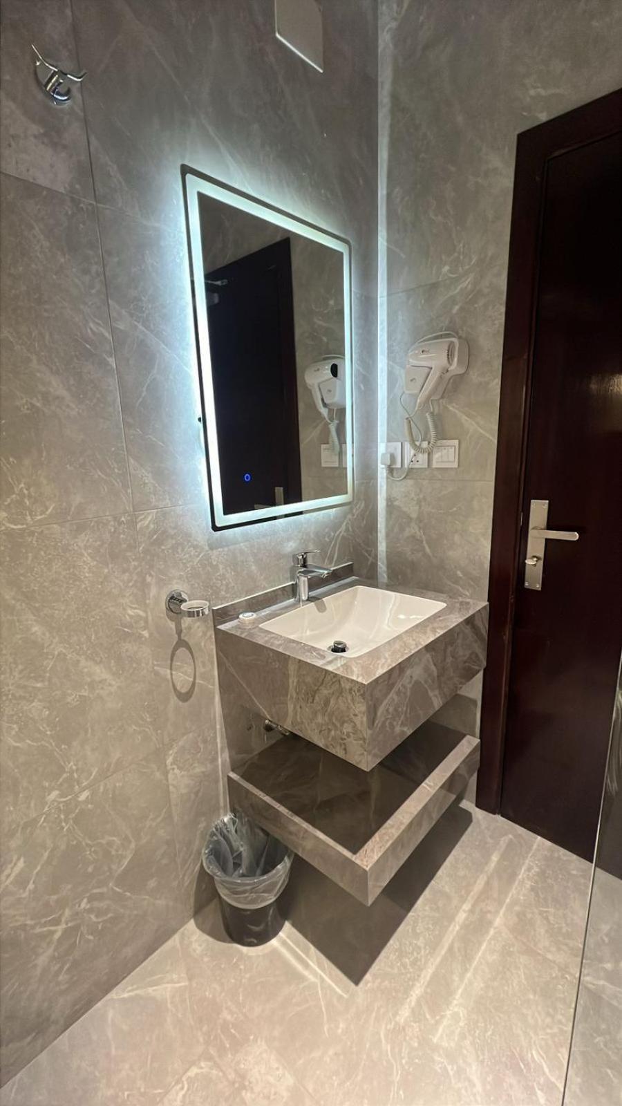 White Beach Hotel Suites Рабиг Екстериор снимка