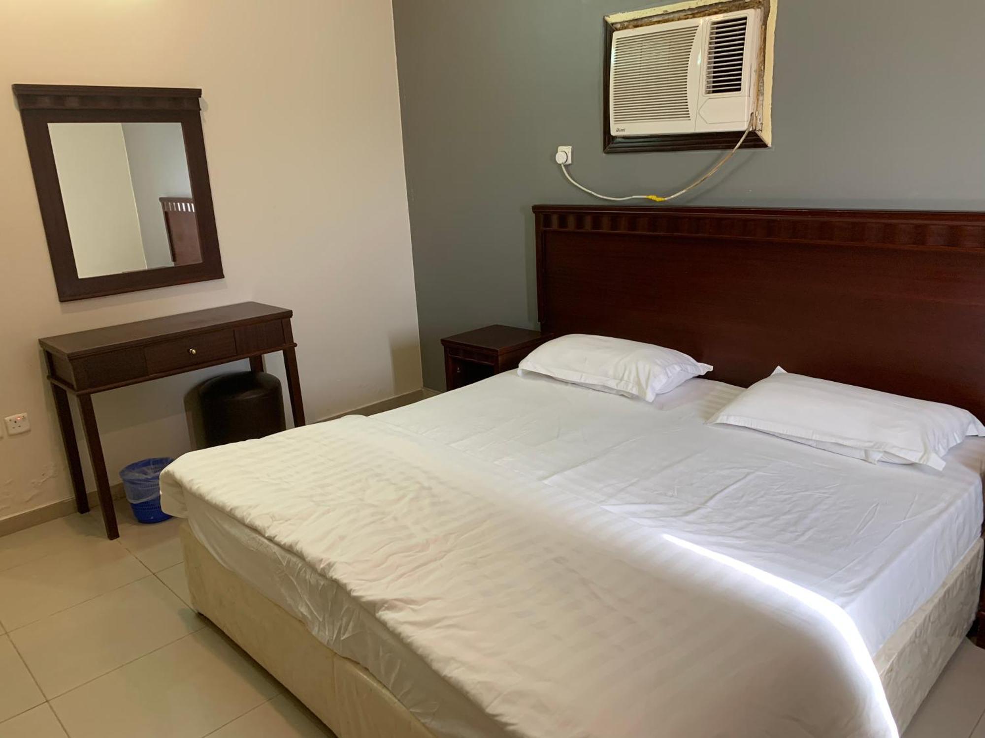 White Beach Hotel Suites Рабиг Екстериор снимка